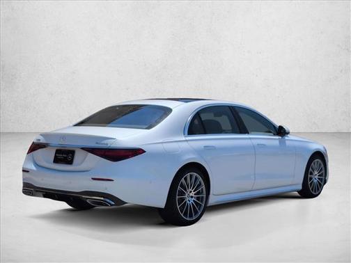 MANUFAKTUR Moonlight White Metallic 2026 Mercedes-Benz S-Class 4MATIC