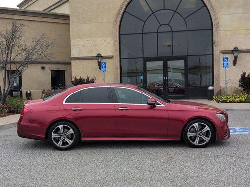 Designo Cardinal R 2019 Mercedes-Benz E-Class E 300