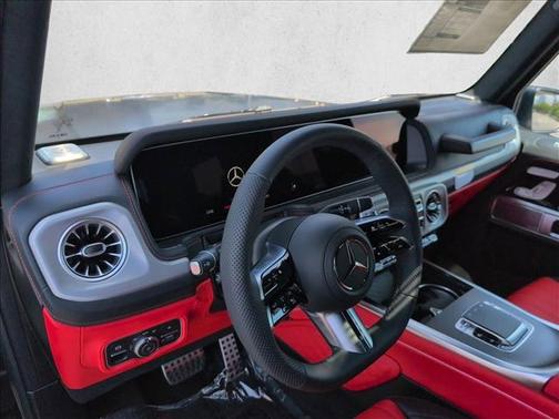 MANUFAKTUR Night Black magno 2026 Mercedes-Benz G-Class G 550