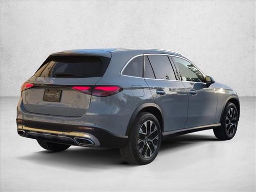 MANUFAKTUR Alpine Grey 2026 Mercedes-Benz GLC 350e Base