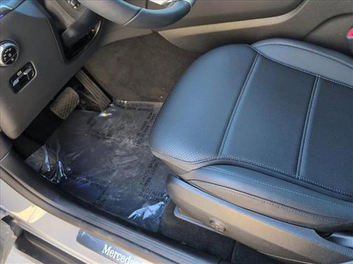 MANUFAKTUR Alpine Grey 2026 Mercedes-Benz GLC 350e Base
