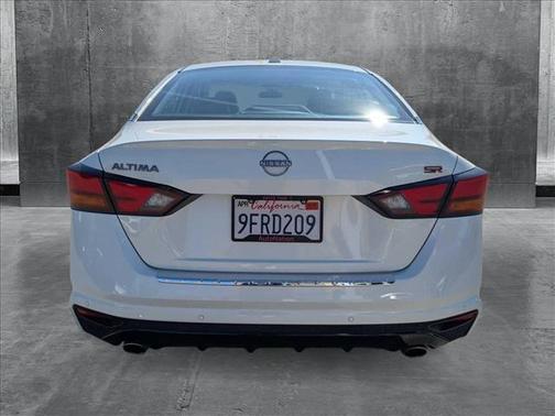 2023 Nissan Altima SR FWD