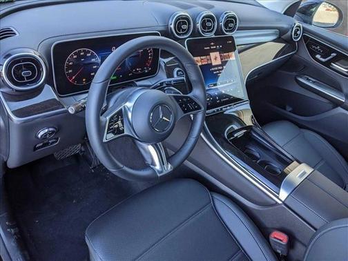 2025 Mercedes-Benz GLC 350e Base