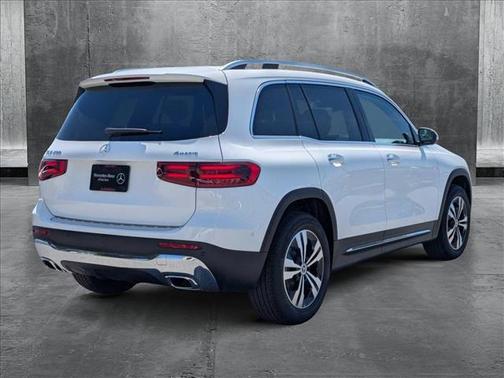 2025 Mercedes-Benz GLB 250 4MATIC