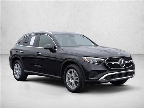 2025 Mercedes-Benz GLC 300 4MATIC