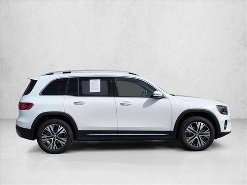 2025 Mercedes-Benz GLB 250 4MATIC