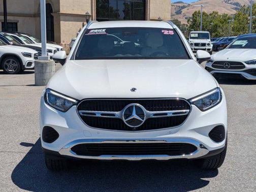 2025 Mercedes-Benz GLC 300 Base