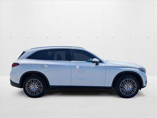 2025 Mercedes-Benz GLC 300 Base