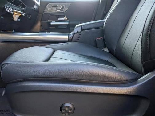 2025 Mercedes-Benz GLA 250 Base