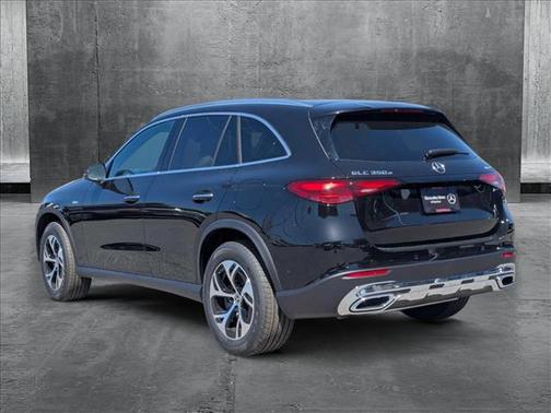 2025 Mercedes-Benz GLC 350e Base
