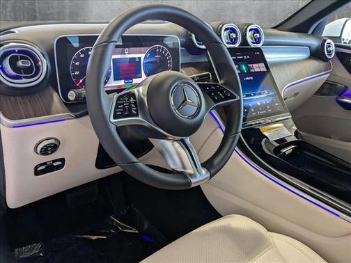 2025 Mercedes-Benz GLC 350e Base