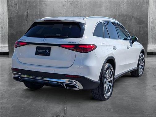2025 Mercedes-Benz GLC 300 4MATIC
