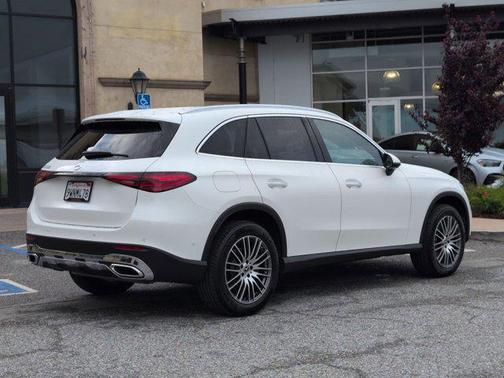 2026 Mercedes-Benz GLC 300 Base