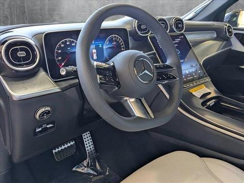 2025 Mercedes-Benz GLC 350e Base