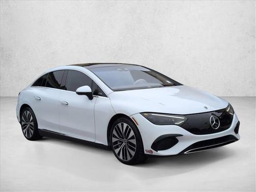MANUFAKTUR Moonlight White Metallic 2023 Mercedes-Benz EQE 350+ Base