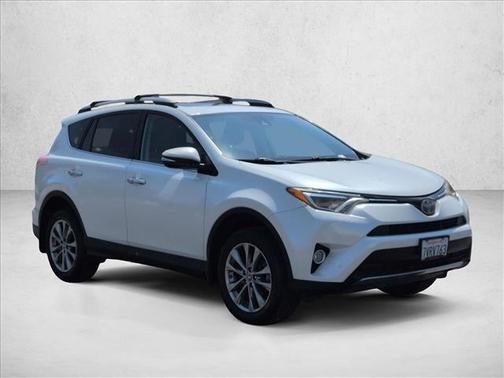 Blizzard Pearl 2017 Toyota RAV4 Limited
