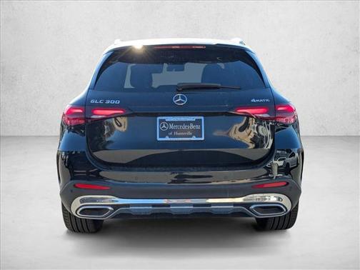 2025 Mercedes-Benz GLC 300 4MATIC