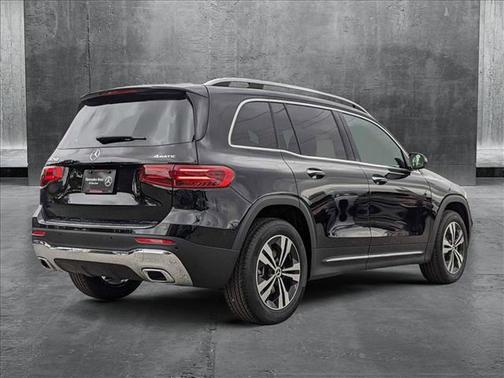 2025 Mercedes-Benz GLB 250 4MATIC