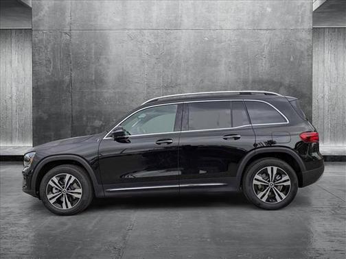 2025 Mercedes-Benz GLB 250 4MATIC