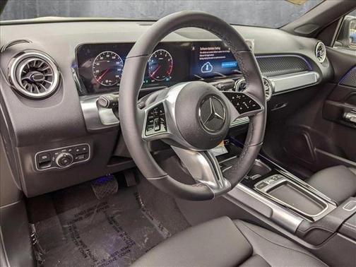 2025 Mercedes-Benz GLB 250 4MATIC