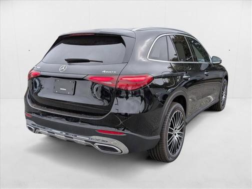 2025 Mercedes-Benz GLC 300 4MATIC