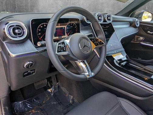 2025 Mercedes-Benz GLC 300 Base