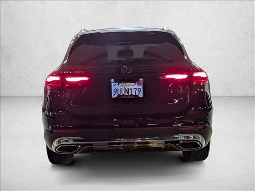 2025 Mercedes-Benz GLC 300 Base