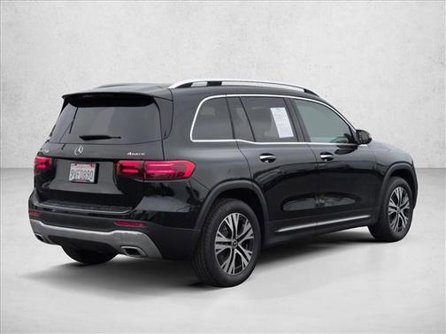 2025 Mercedes-Benz GLB 250 4MATIC