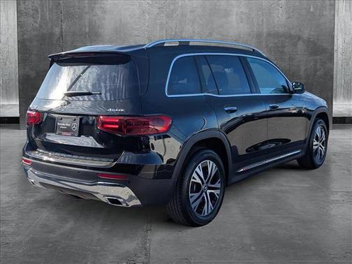 2025 Mercedes-Benz GLB 250 4MATIC