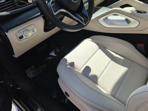 Obsidian Black Metallic 2026 Mercedes-Benz GLE 450 4MATIC