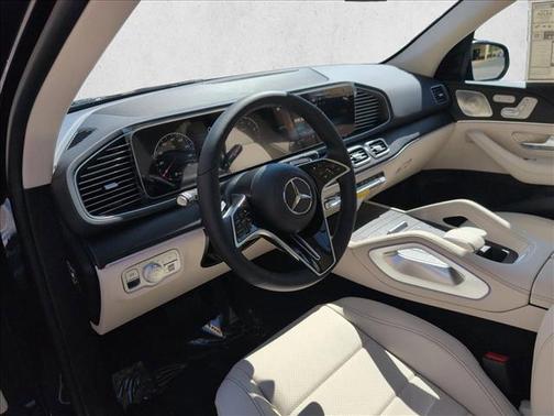 Obsidian Black Metallic 2026 Mercedes-Benz GLE 450 4MATIC