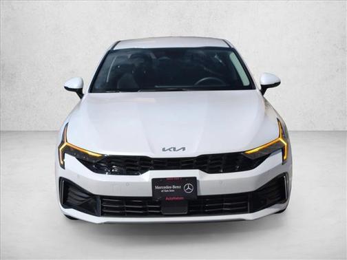 Snow White Pearl 2025 Kia K5 LXS