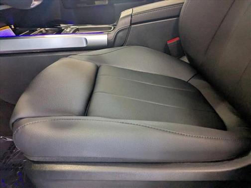 2025 Mercedes-Benz GLB 250 Base