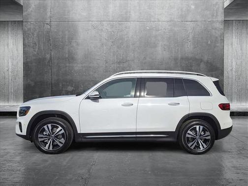 2025 Mercedes-Benz GLB 250 4MATIC