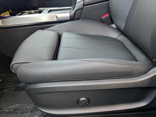 2025 Mercedes-Benz GLB 250 Base