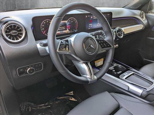 2025 Mercedes-Benz GLB 250 Base