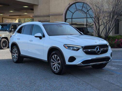 Polar White 2026 Mercedes-Benz GLC 300 4MATIC