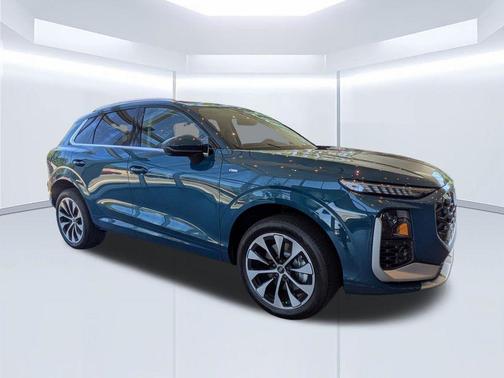 Blue Metallic 2026 Audi Q3 S line