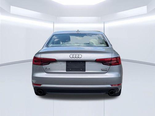 Florett Silver Metallic 2017 Audi A4 2.0T Premium