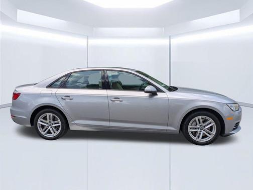 Florett Silver Metallic 2017 Audi A4 2.0T Premium
