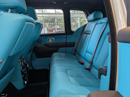 2025 Rolls-Royce Cullinan 