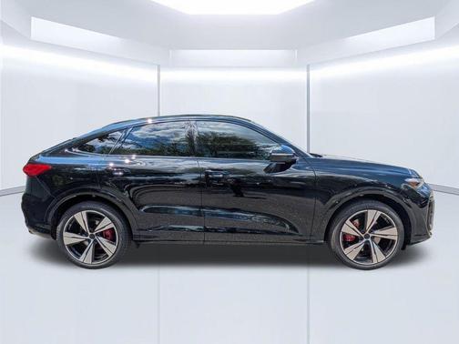 Mythos Black Metallic 2026 Audi SQ5 3.0T Premium Plus