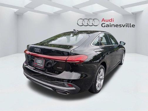 Mythos Black Metallic 2026 Audi A5