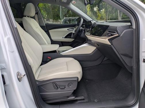 2025 Audi Q5 2.0T quattro Premium