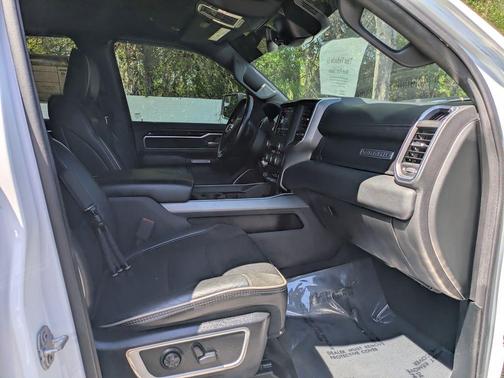 Bright White Clearcoat 2021 RAM 1500 Laramie