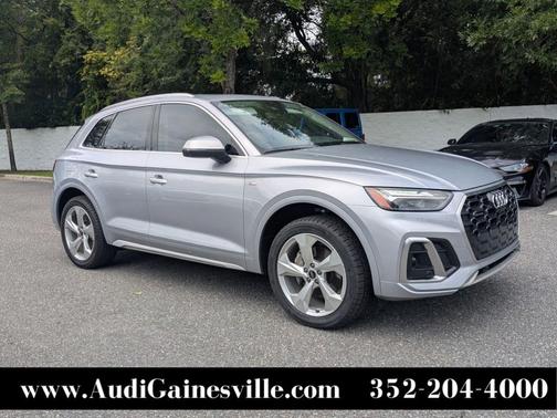 Florett Silver Metallic 2023 Audi Q5 45 S line quattro Premium