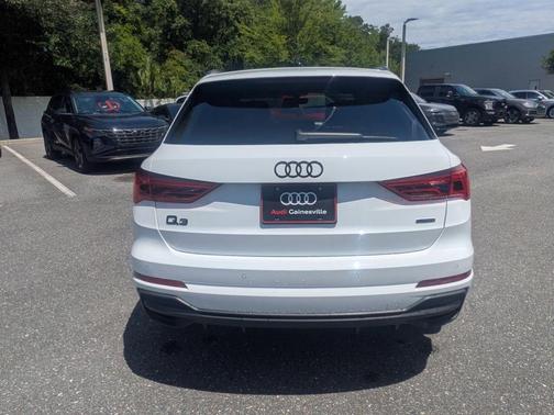 Arkona White 2025 Audi Q3 45 S line Premium