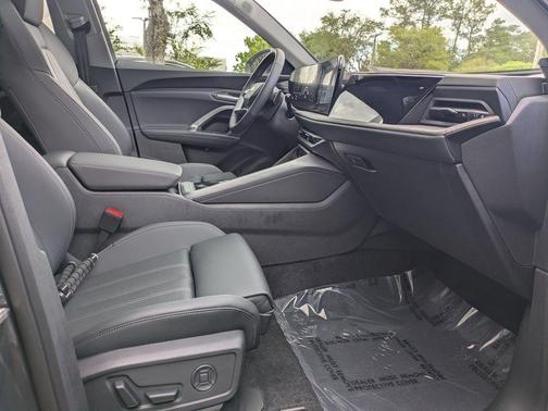 Tambora Flame 2026 Audi Q5 PLUS