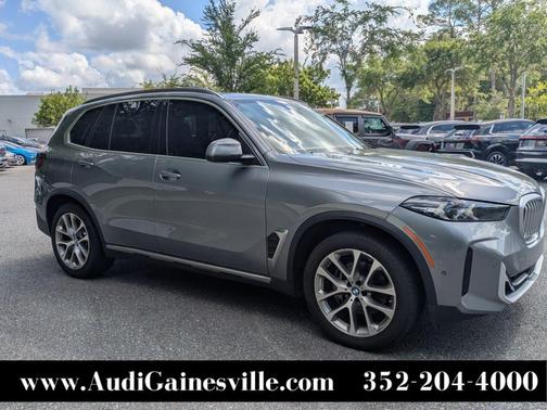 Gray Metallic 2024 BMW X5 sDrive40i