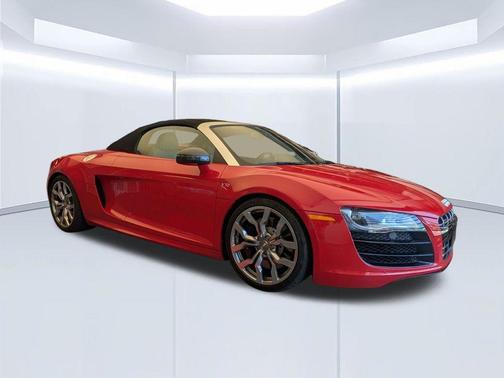 Brilliant Red / Black 2011 Audi R8 5.2 quattro Spyder